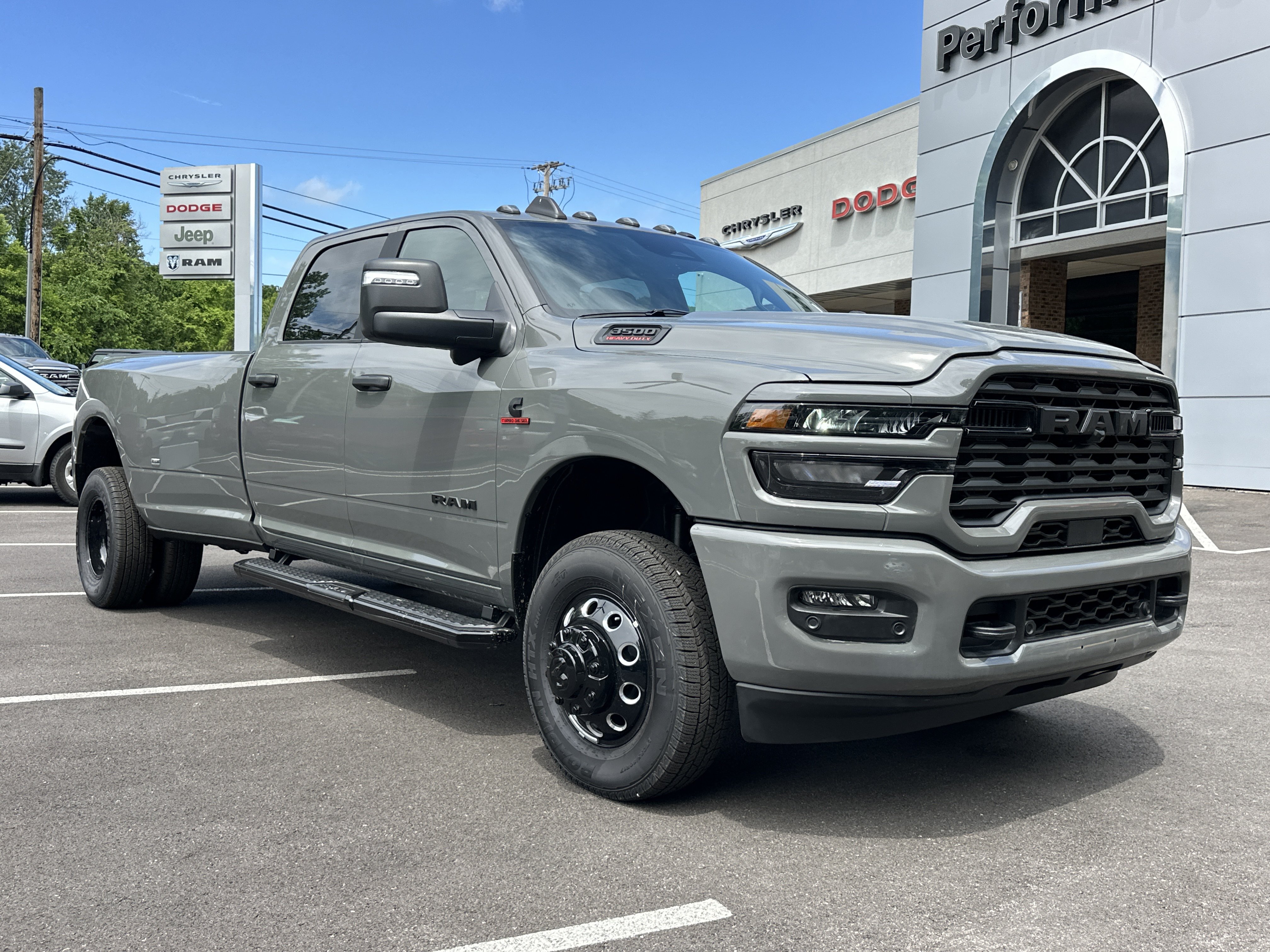 New 2026 RAM 3500 Big Horn AWD/4WD image 22