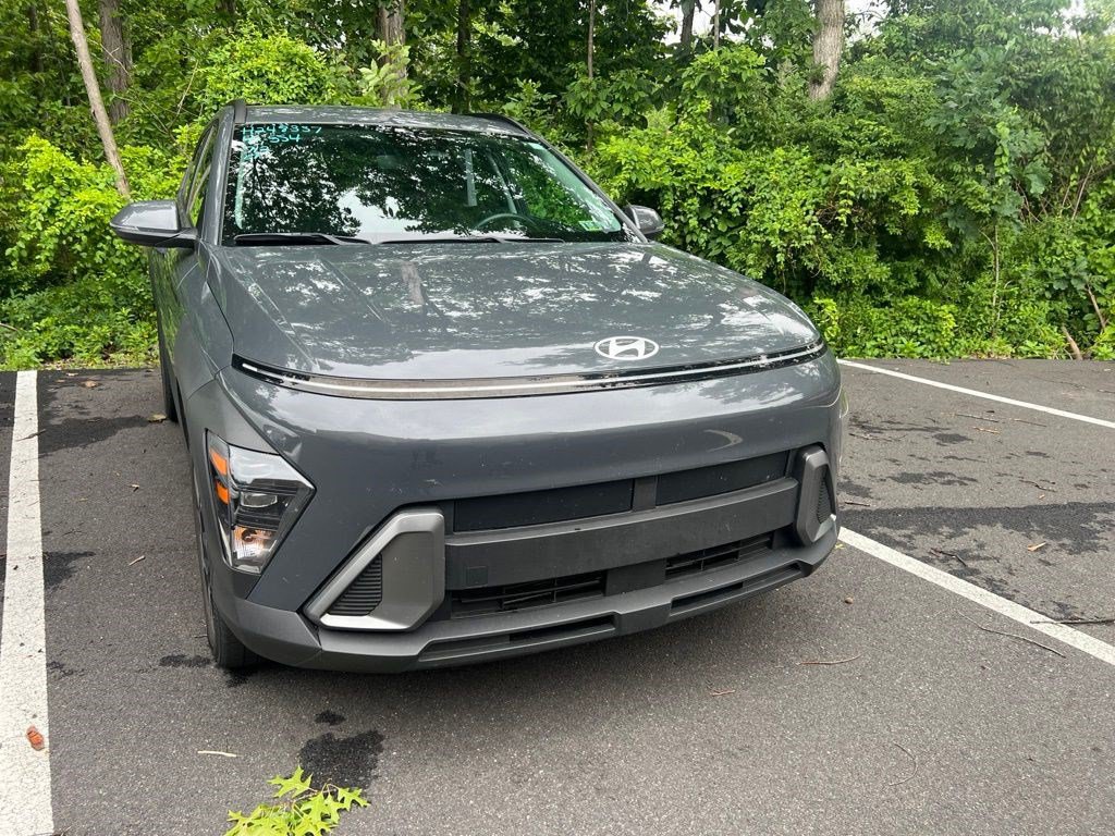 Certified 2024 Hyundai Kona SEL AWD/4WD image 2