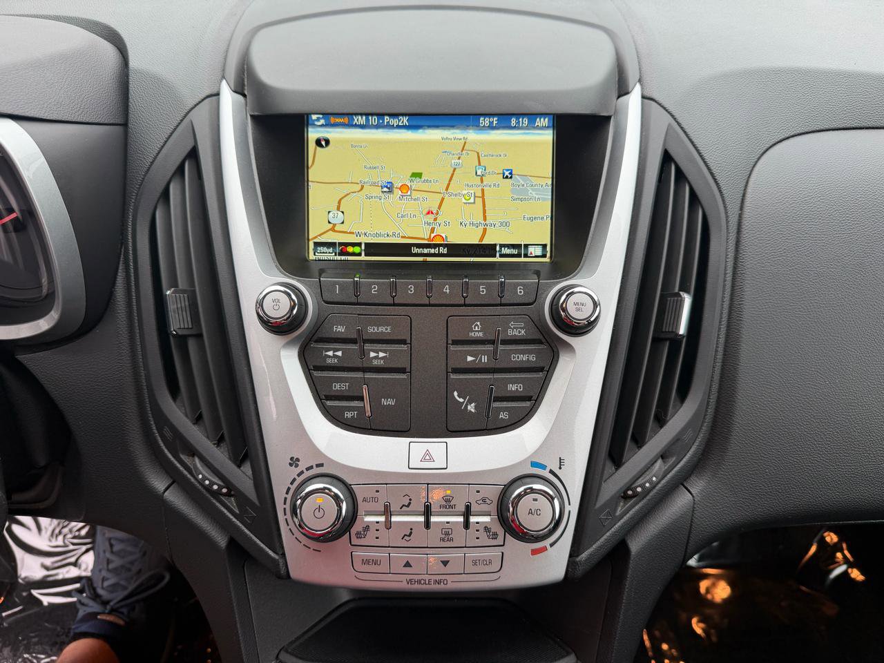 Used 2016 Chevrolet Equinox LTZ w/ Enhanced Convenience Package FWD image 30