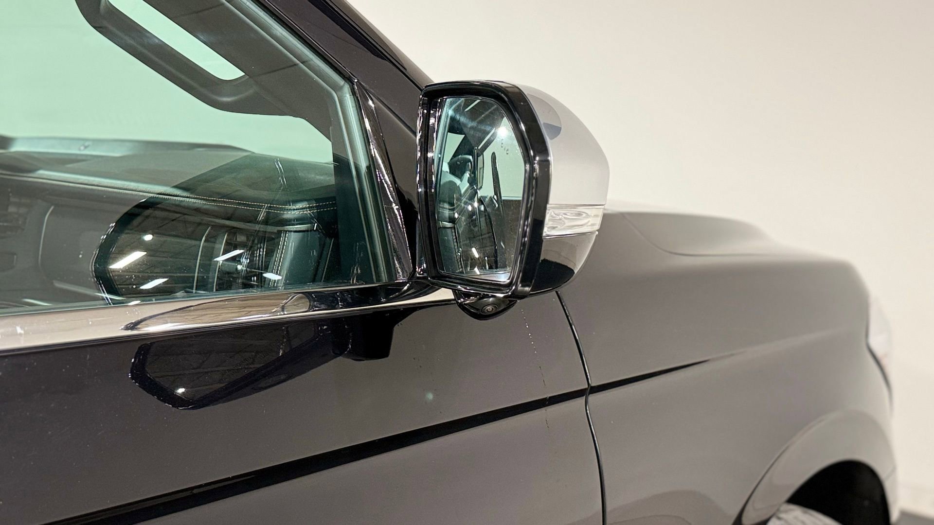 Used 2022 Ford Expedition Platinum image 11