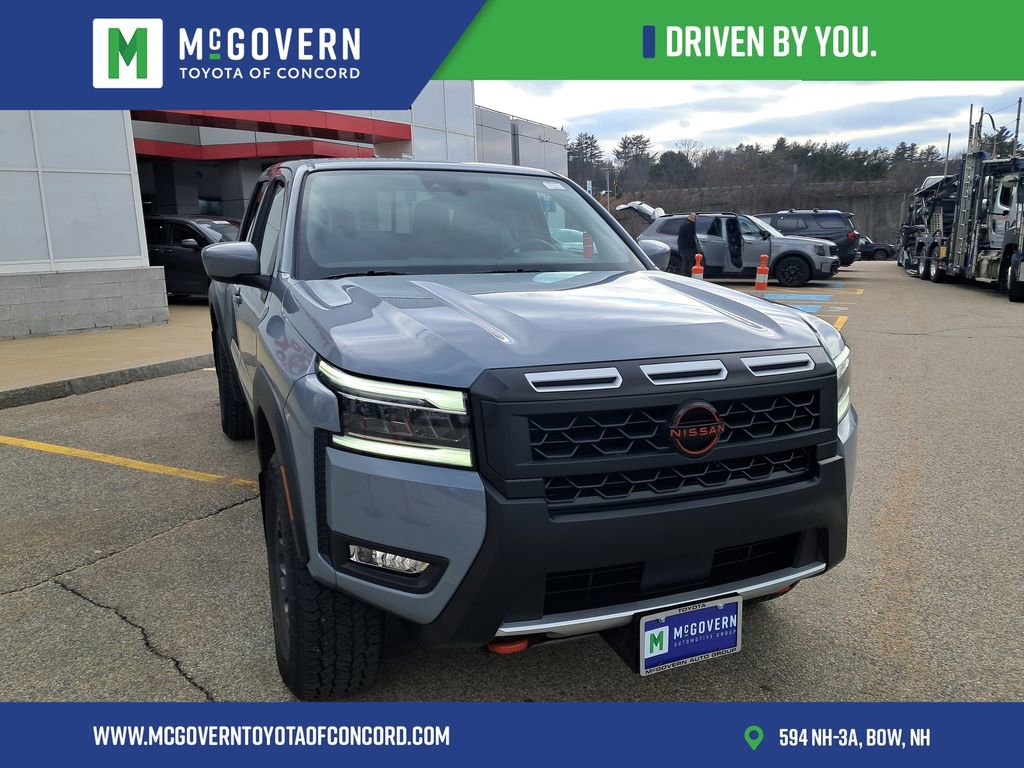 Used 2025 Nissan Frontier PRO-4X w/ Interior Protection Package image 7