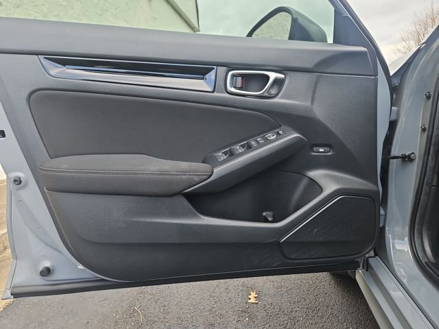 Certified 2025 Honda Civic Sport image 11