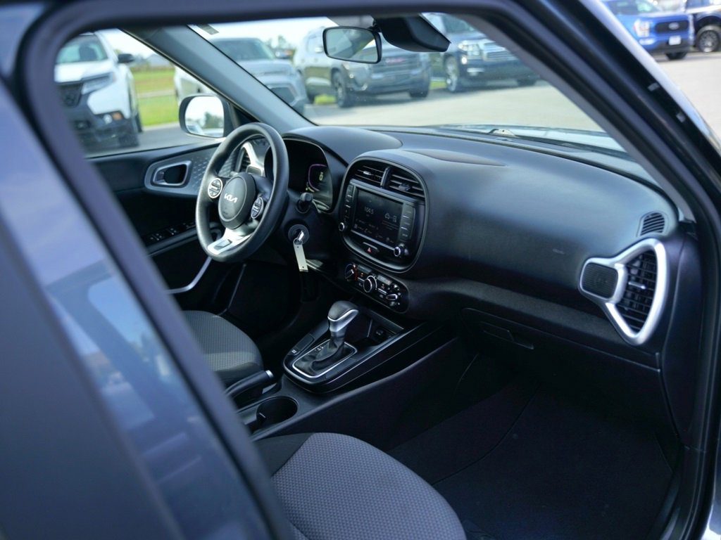 Used 2023 Kia Soul LX w/ Option Group 015 image 23