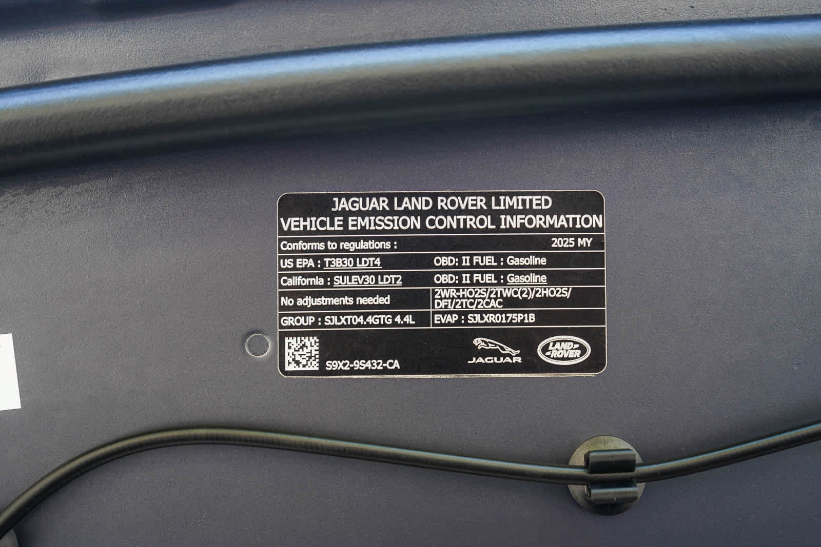 Used 2025 Land Rover Range Rover SE AWD/4WD image 27