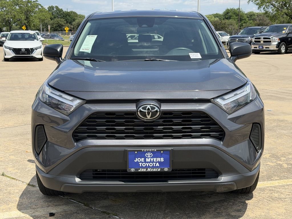 Used 2024 Toyota RAV4 LE FWD image 3