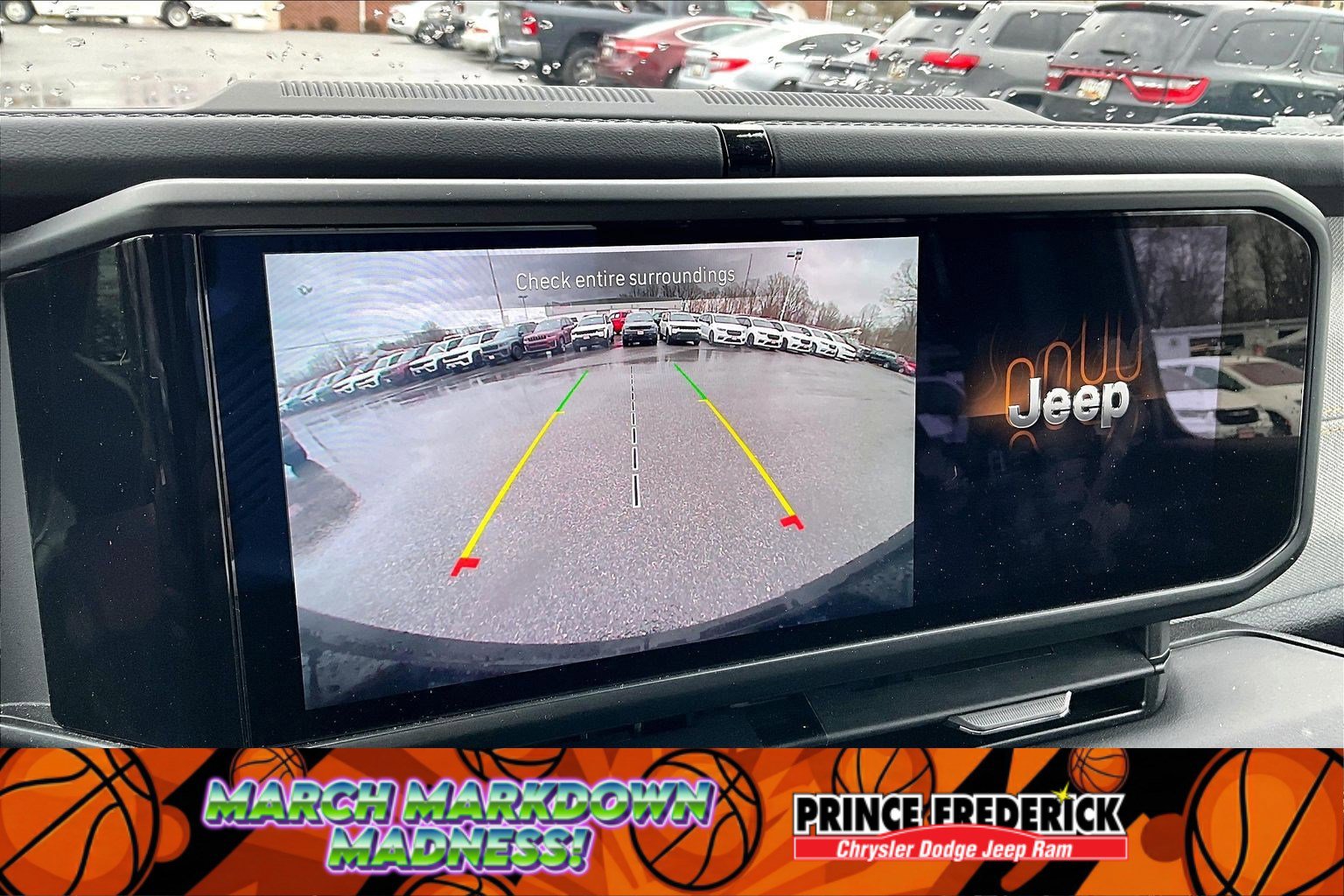 Used 2025 Jeep Wrangler Sahara w/ Safety Group image 18