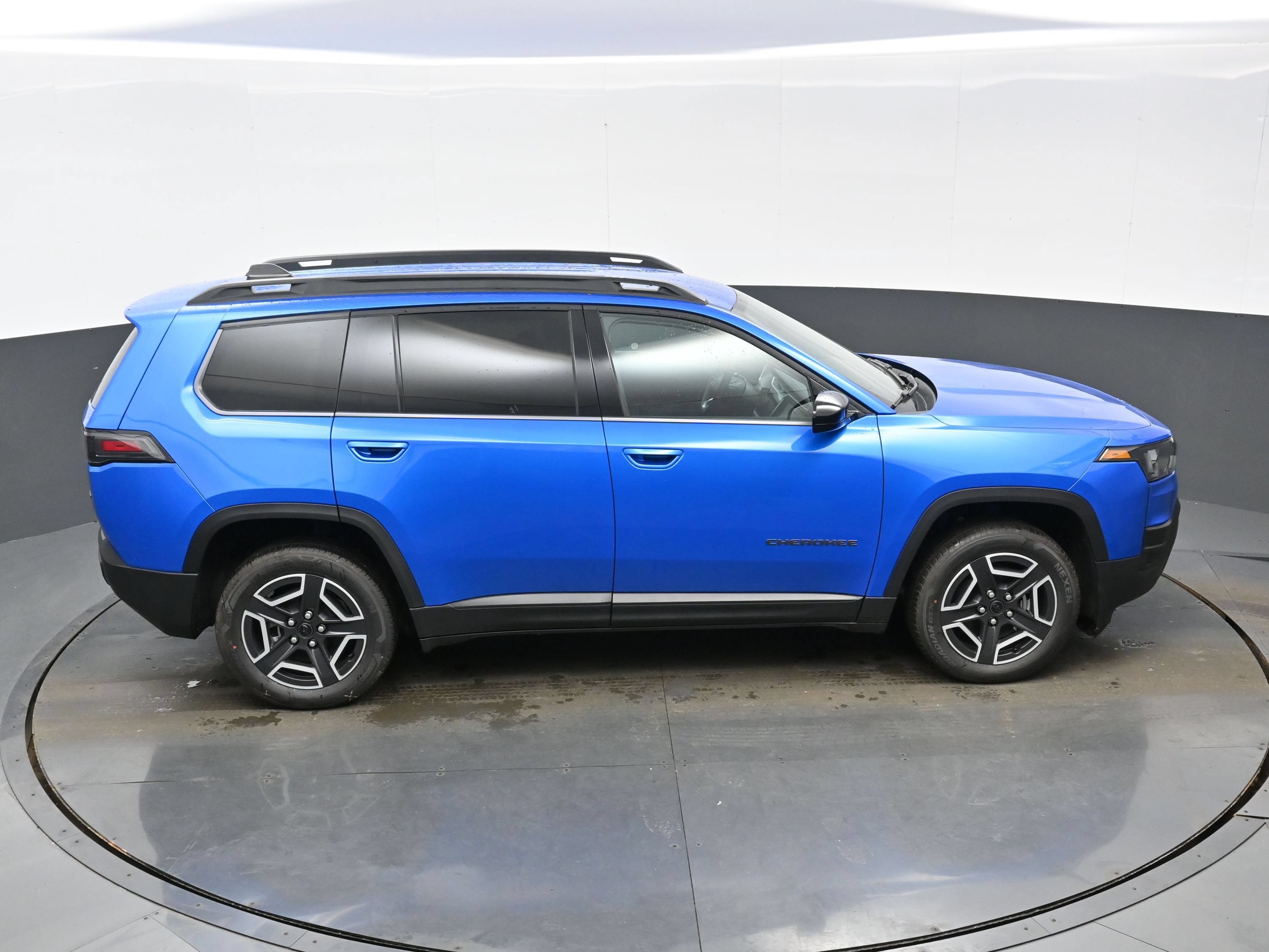 New 2026 Jeep Cherokee Laredo AWD/4WD image 26