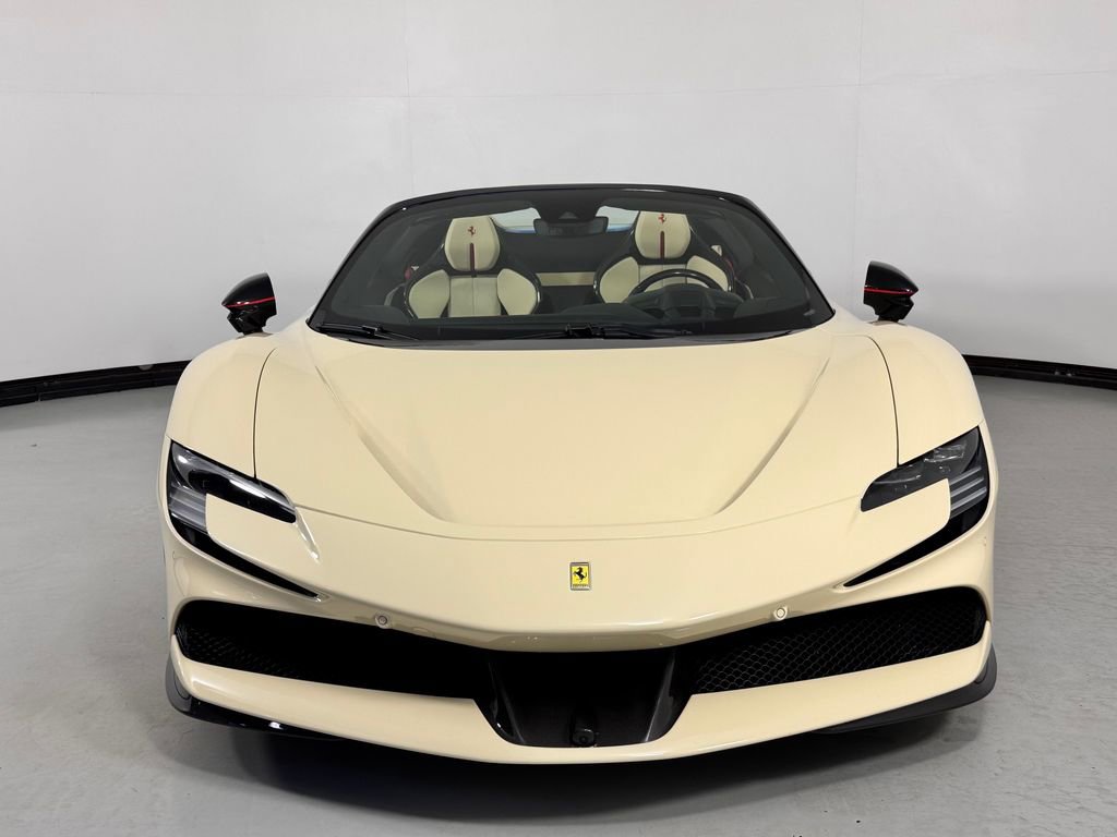 Used 2024 Ferrari SF90 Spider AWD/4WD image 2