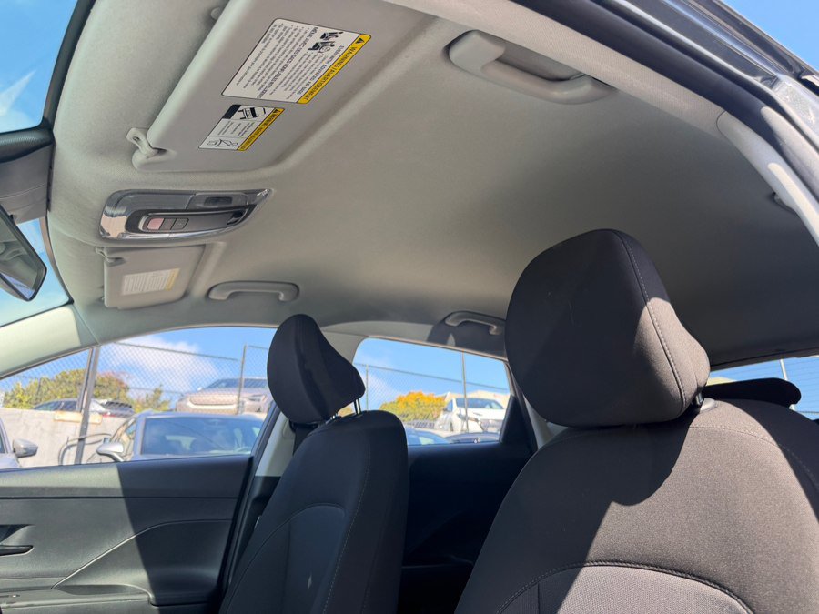 Used 2024 Hyundai Kona SEL FWD image 17