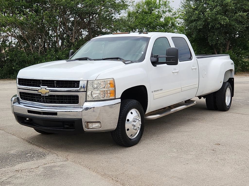Used 2009 Chevrolet Silverado 3500 LTZ AWD/4WD image 1
