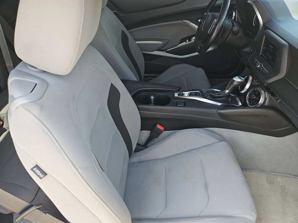 Used 2023 Chevrolet Camaro LT RWD image 14