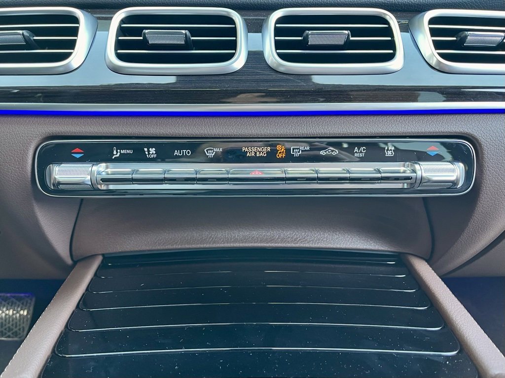 Used 2025 Mercedes-Benz GLE 450e 4MATIC image 37