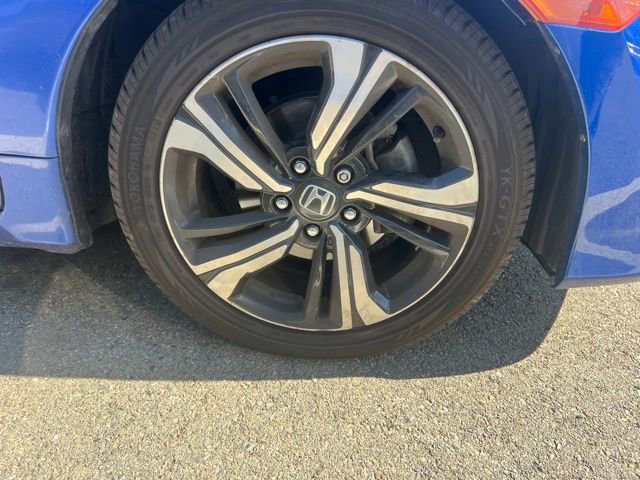 Used 2016 Honda Civic Touring image 5