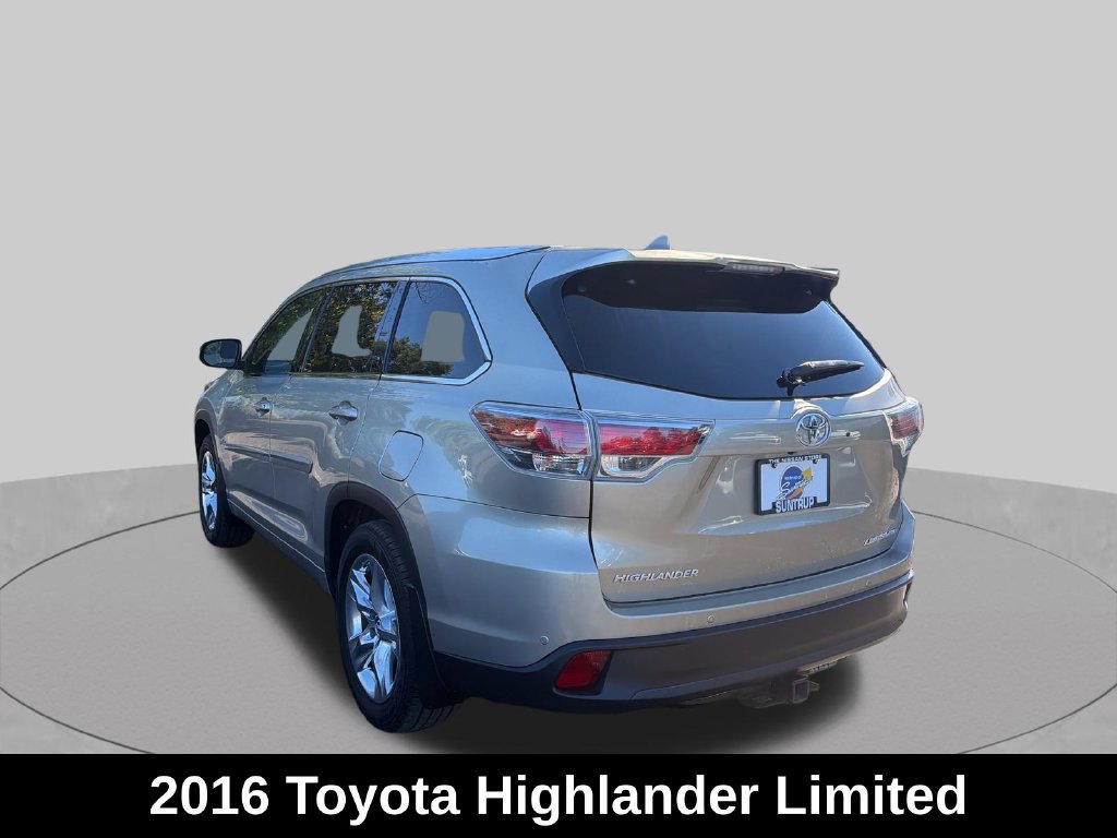Used 2016 Toyota Highlander Limited AWD/4WD image 3