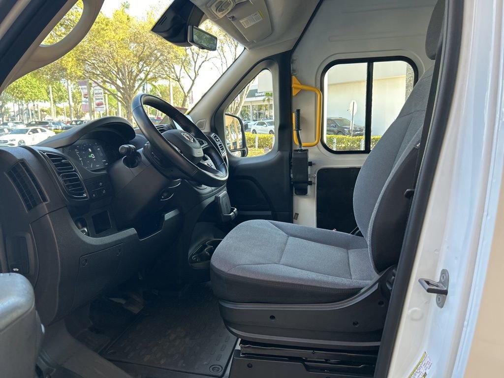 Used 2024 RAM ProMaster 3500 w/ Delivery Van Package image 5
