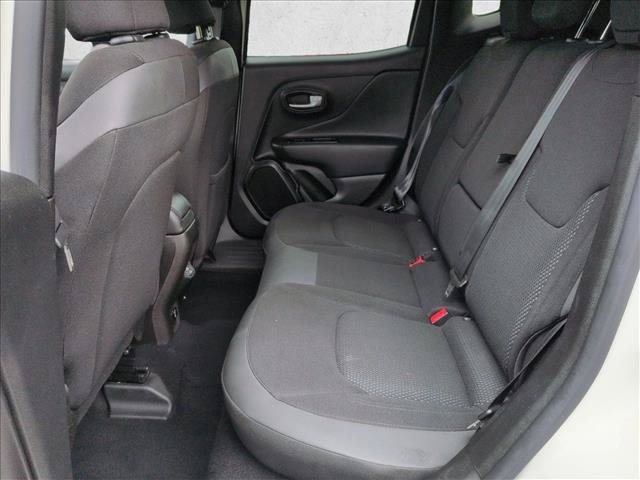 Used 2020 Jeep Renegade Altitude AWD/4WD image 19
