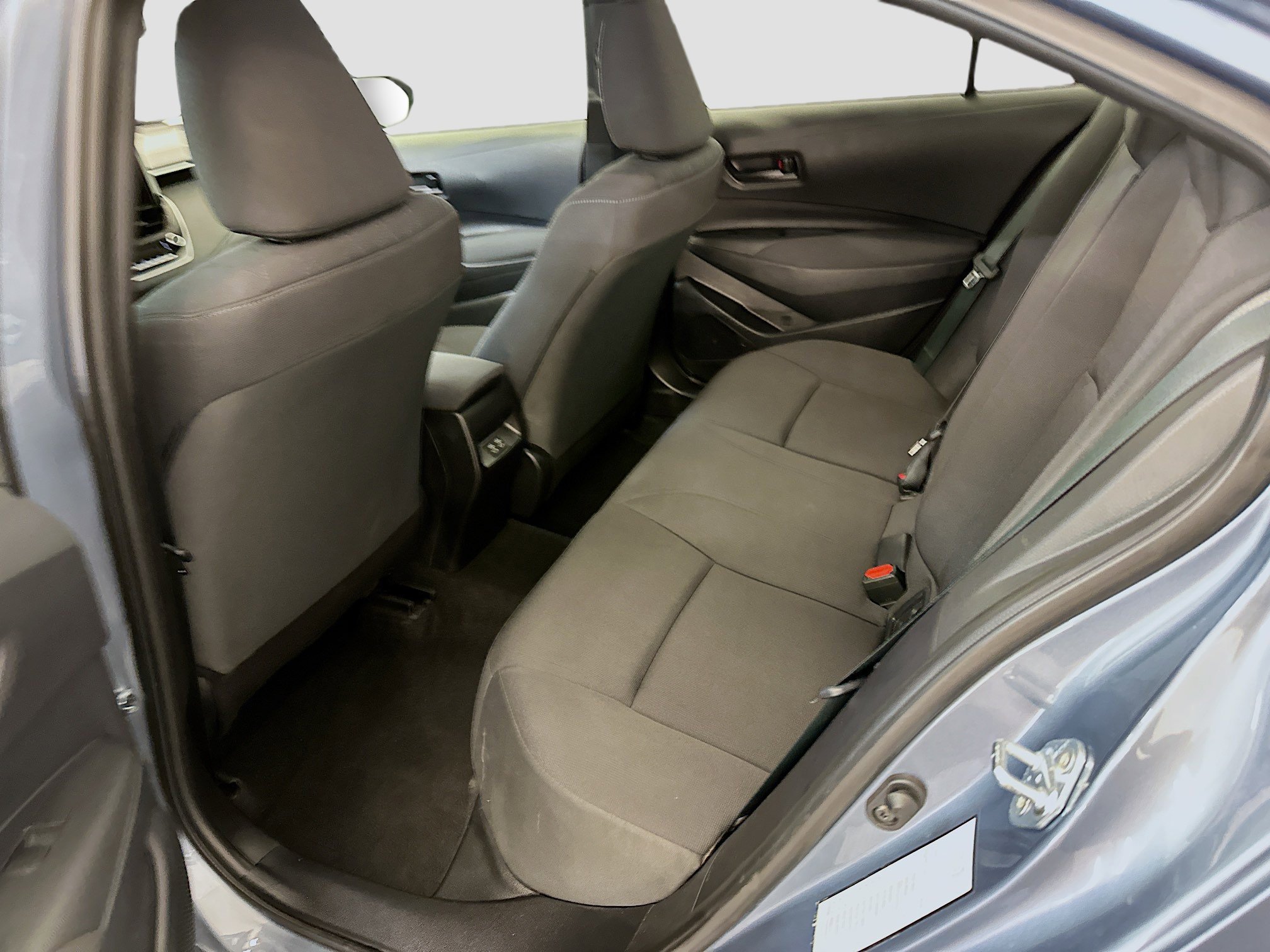 Used 2025 Toyota Corolla LE image 29