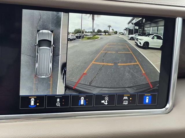 Used 2023 GMC Yukon Denali RWD image 23