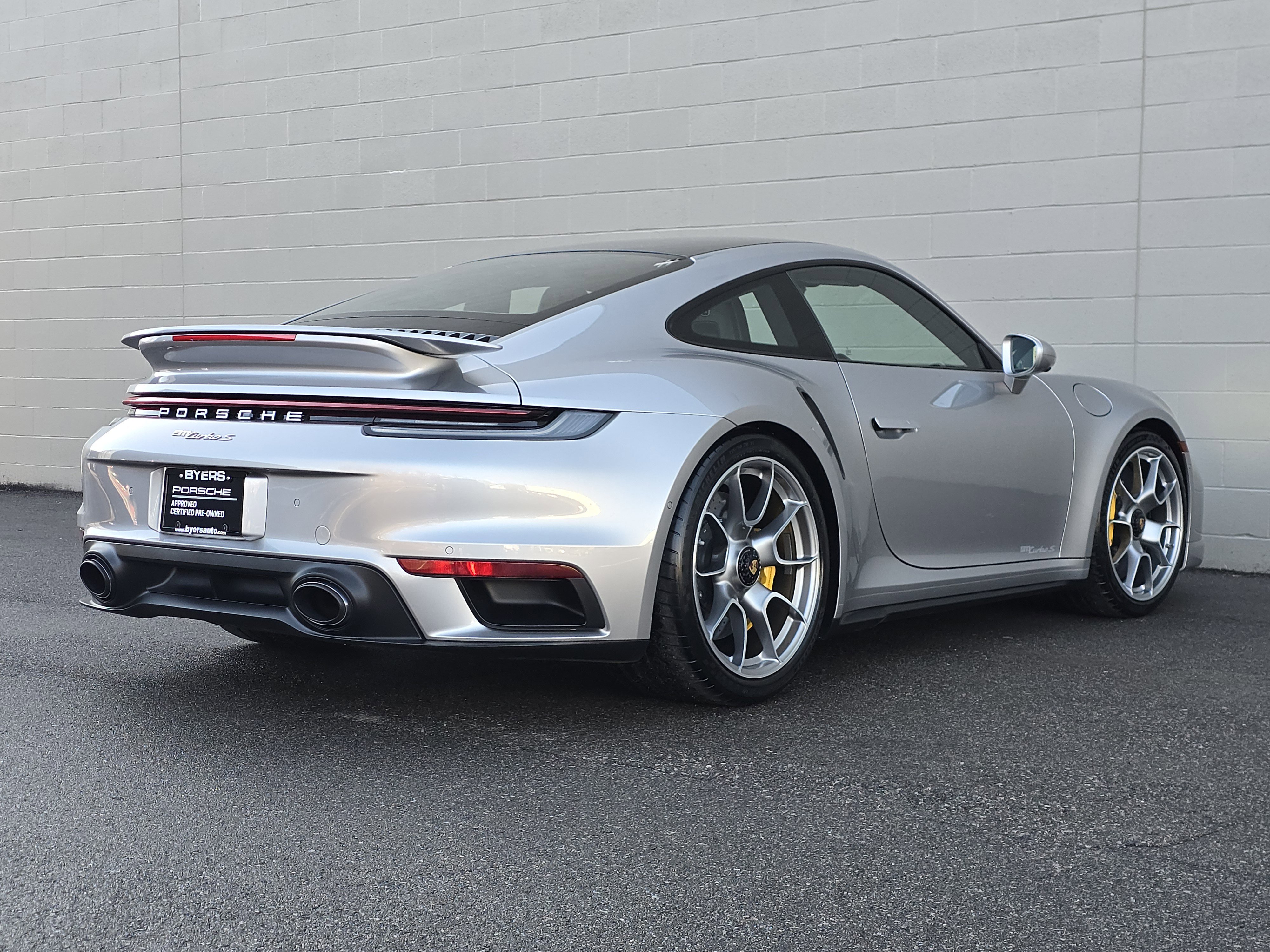 Certified 2022 Porsche 911 Turbo S image 9