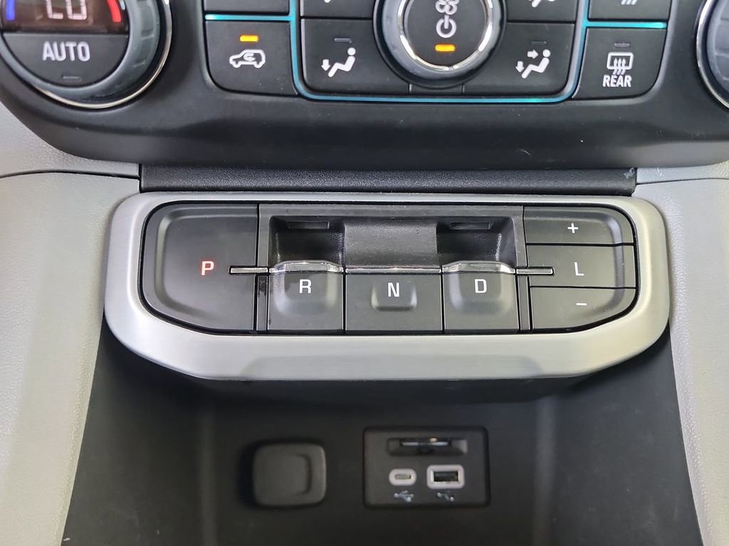 Certified 2023 GMC Acadia SLT w/ LPO, Floor Liner Package FWD image 16