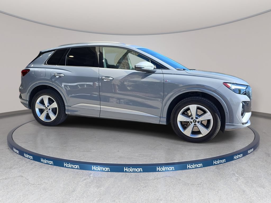 Used 2023 Audi Q4 e-tron Premium Plus AWD/4WD image 5