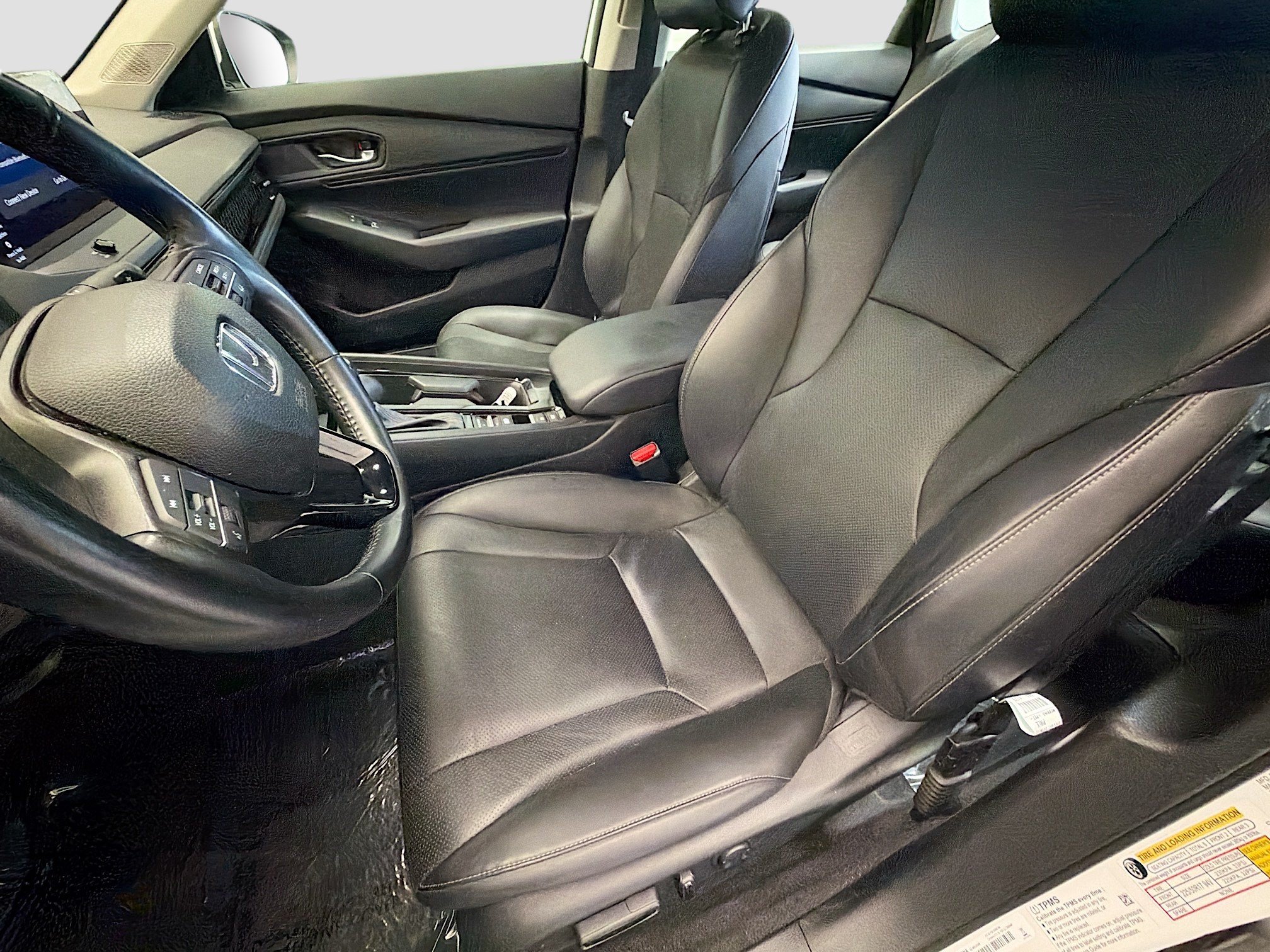 Used 2024 Honda Accord EX-L image 11