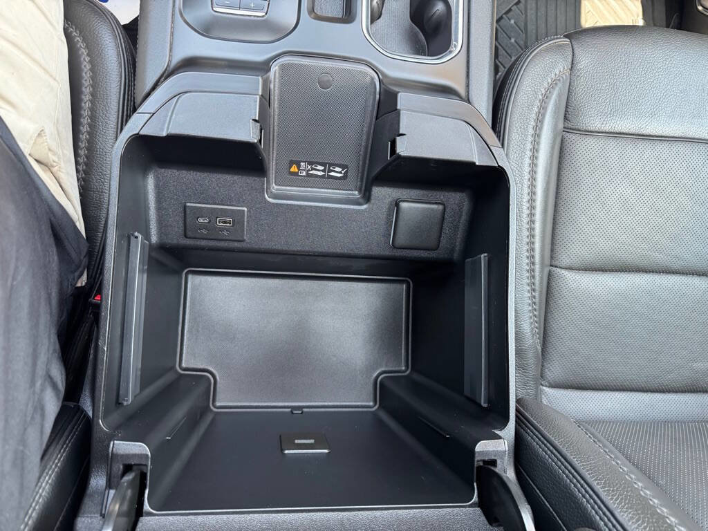 Used 2024 GMC Sierra 2500 Denali w/ Denali Reserve Package image 35