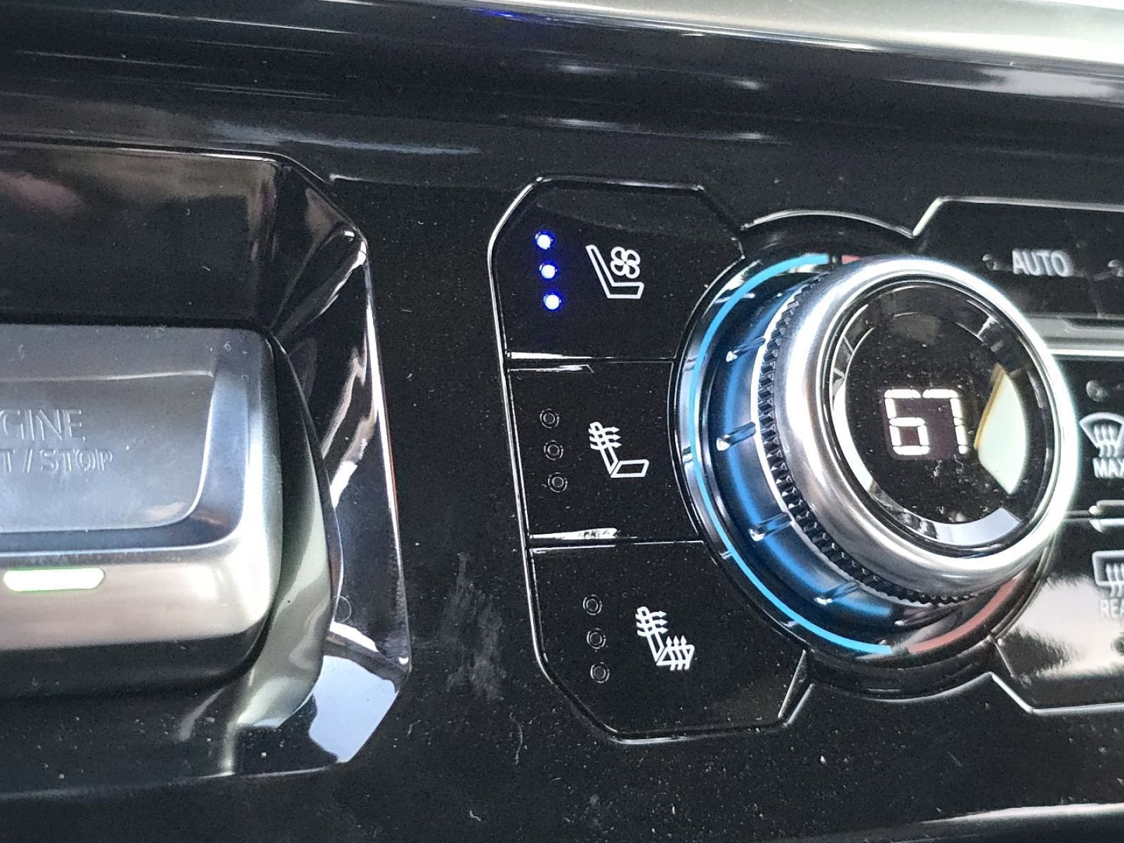 New 2026 GMC Sierra 2500 Denali w/ Denali Reserve Package image 9