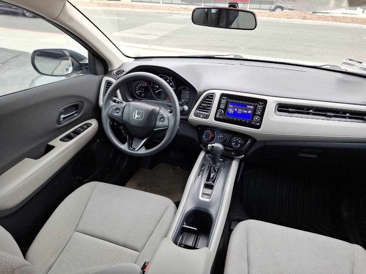 Used 2022 Honda HR-V LX image 12