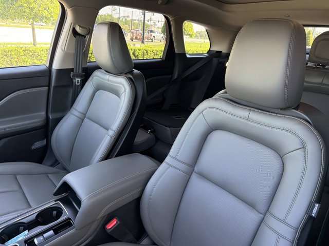 New 2026 Lincoln Corsair Premiere FWD image 12