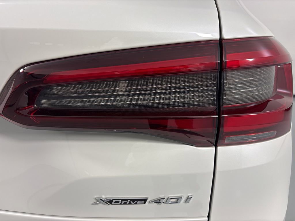 Certified 2023 BMW X5 xDrive40i w/ Executive Package image 8