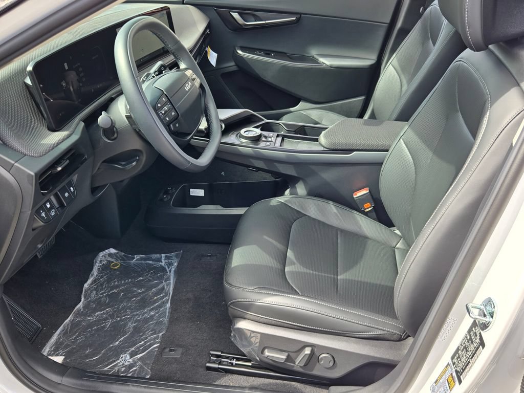 New 2026 Kia EV6 Wind RWD image 5