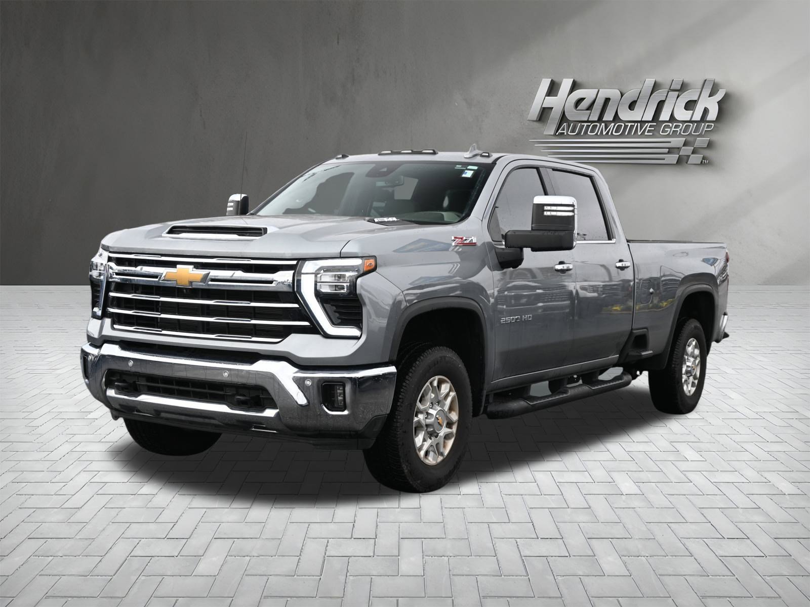 Used 2024 Chevrolet Silverado 2500 LTZ w/ LTZ Convenience Package image 6
