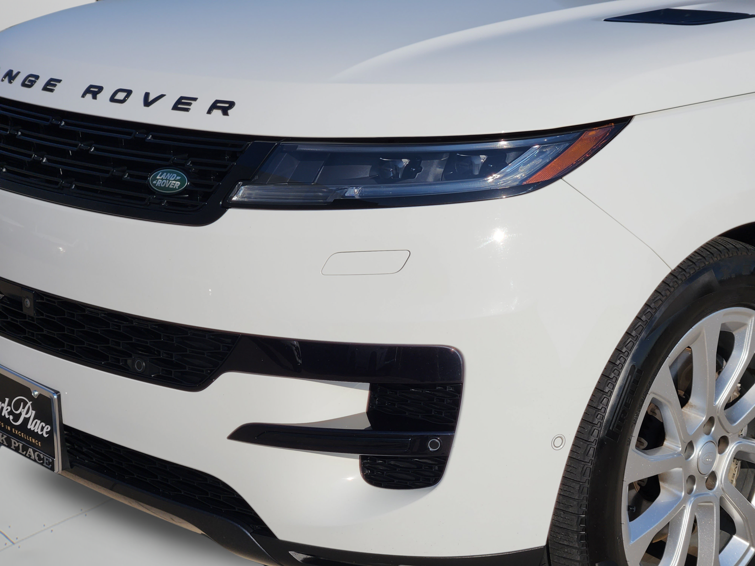 Certified 2025 Land Rover Range Rover Sport SE AWD/4WD image 28