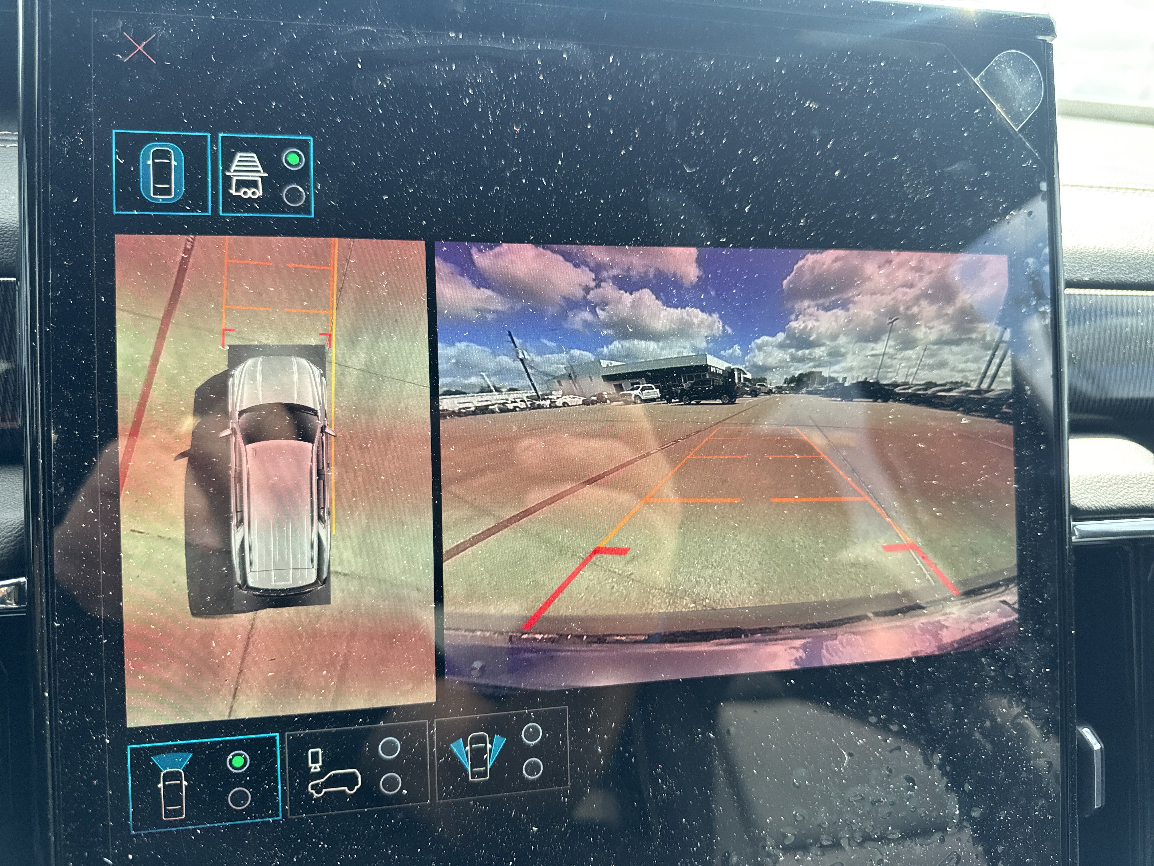 Used 2026 GMC Yukon Elevation image 17