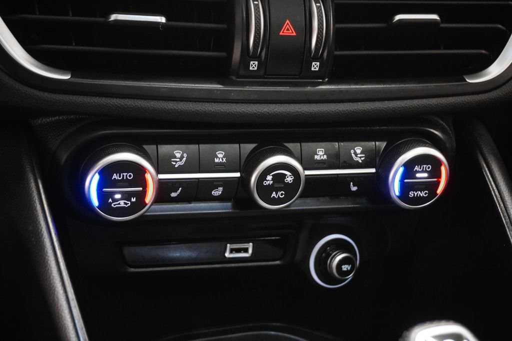 Used 2024 Alfa Romeo Giulia Ti image 25