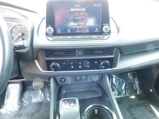 Used 2024 Nissan Rogue S FWD image 21