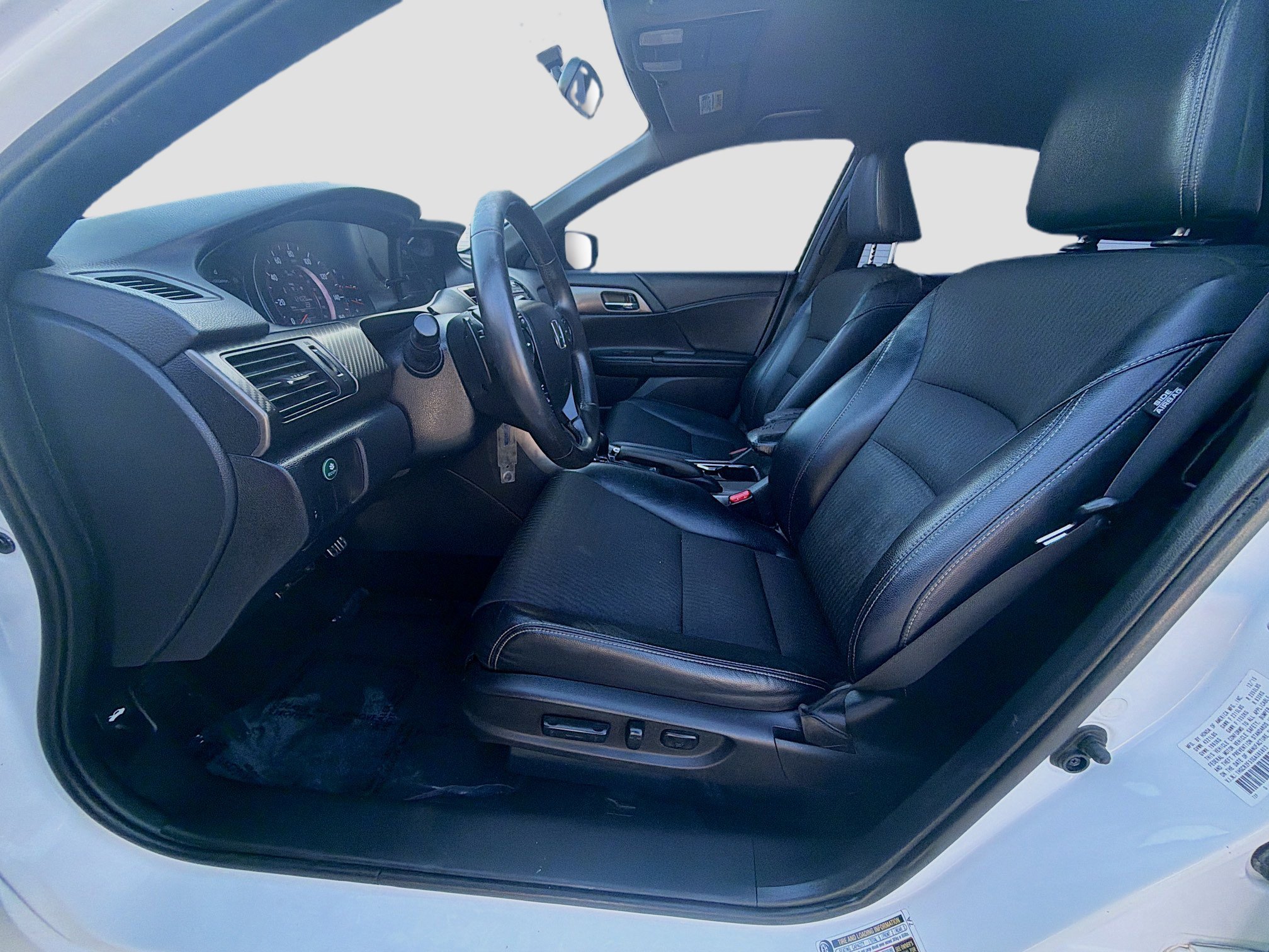 Used 2016 Honda Accord Sport image 19