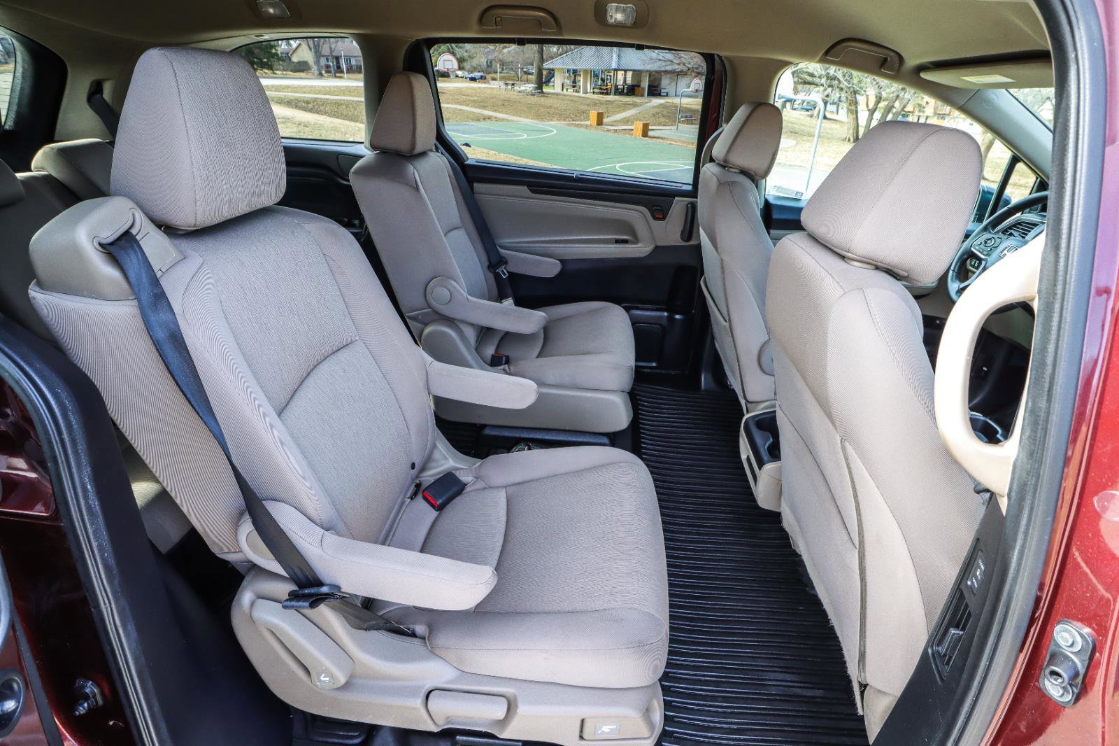 Used 2019 Honda Odyssey EX image 40