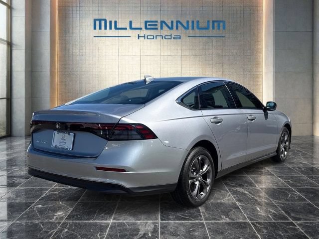 Used 2023 Honda Accord EX image 5