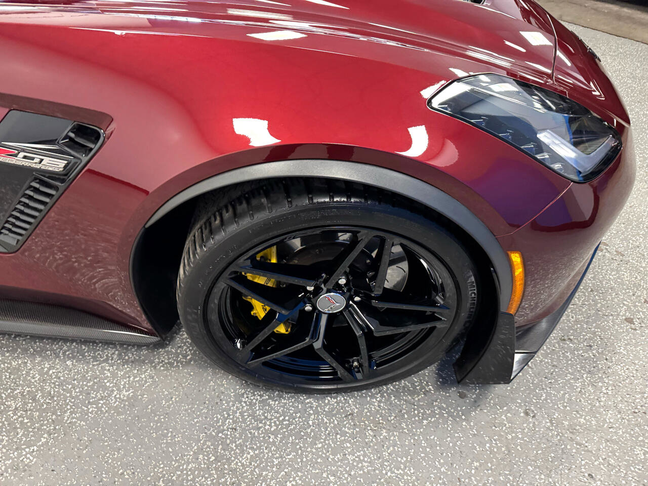 Used 2017 Chevrolet Corvette Z06 w/ Chrome Badge Package image 29