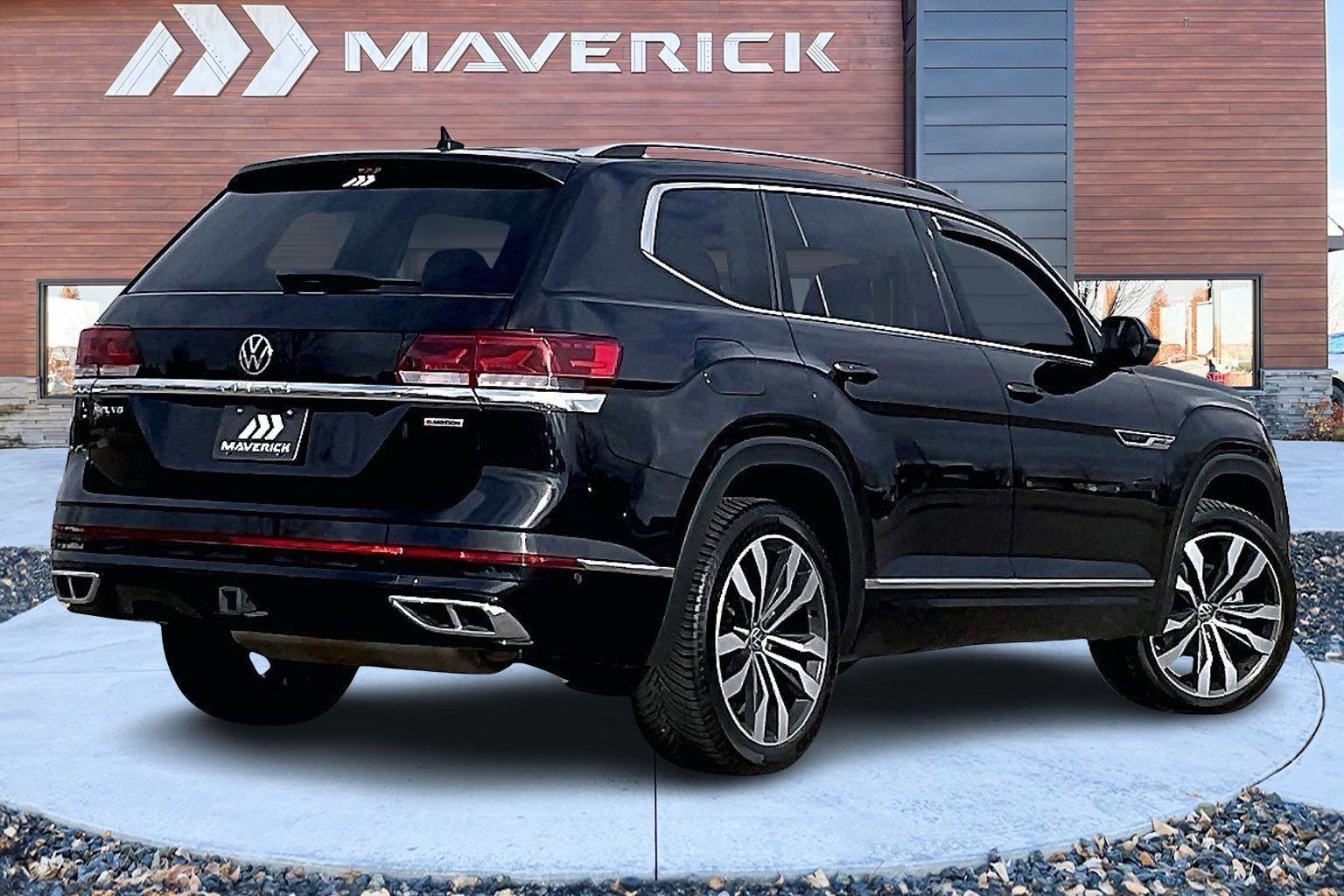 Used 2022 Volkswagen Atlas SEL Premium image 5