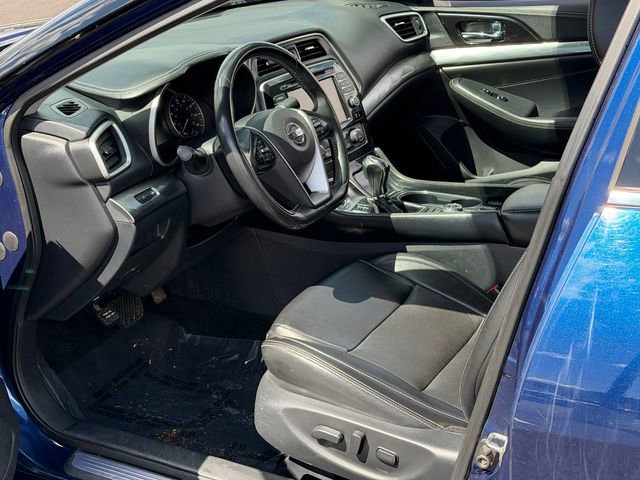 Used 2019 Nissan Maxima 3.5 SV w/ Floor Mat Group FWD image 11