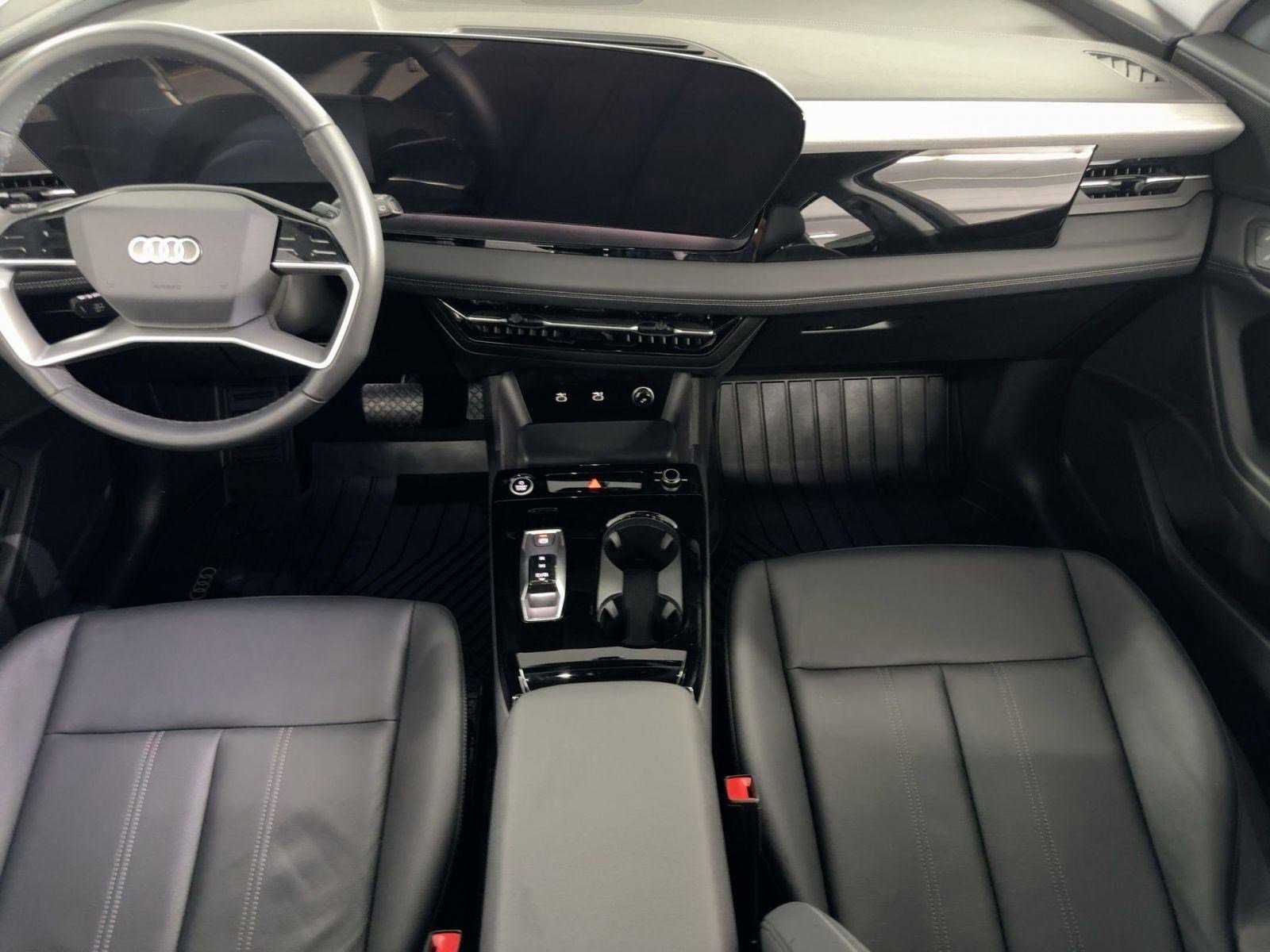 Used 2025 Audi Q6 e-tron Premium w/ Convenience Package image 16