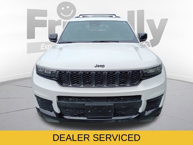 Used 2023 Jeep Grand Cherokee L Laredo AWD/4WD image 2