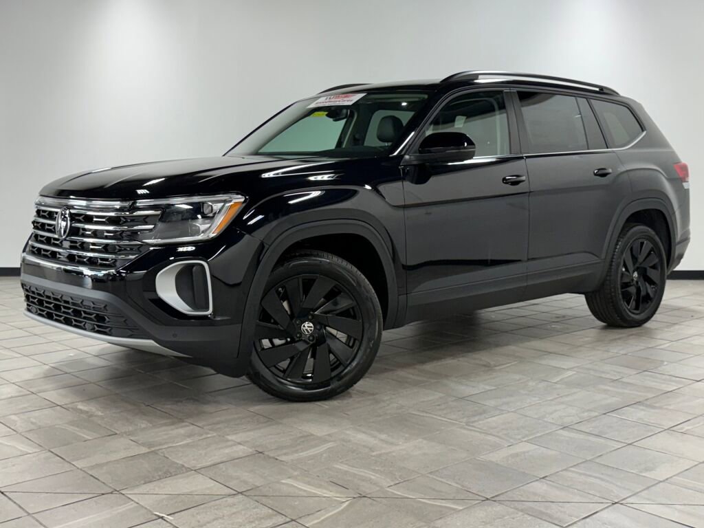 New 2026 Volkswagen Atlas SE image 3