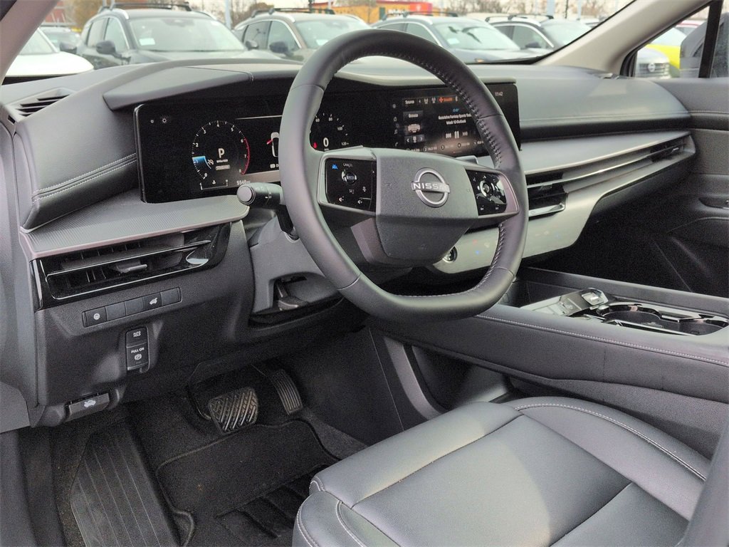 Used 2025 Nissan Murano SV image 9