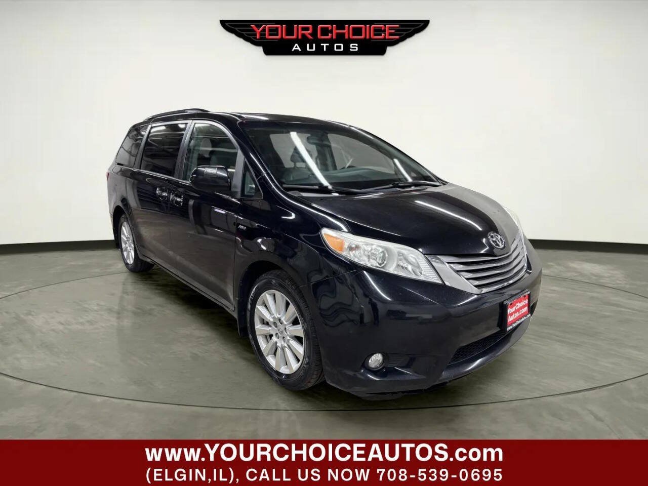 Used 2017 Toyota Sienna XLE Premium AWD/4WD image 10
