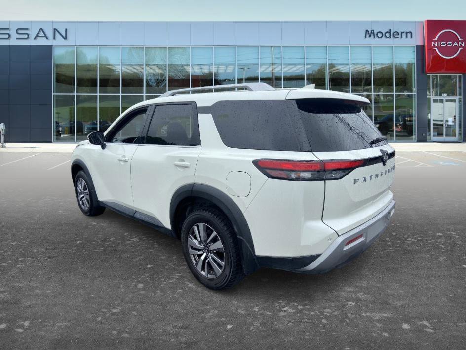 Used 2023 Nissan Pathfinder SL FWD image 6