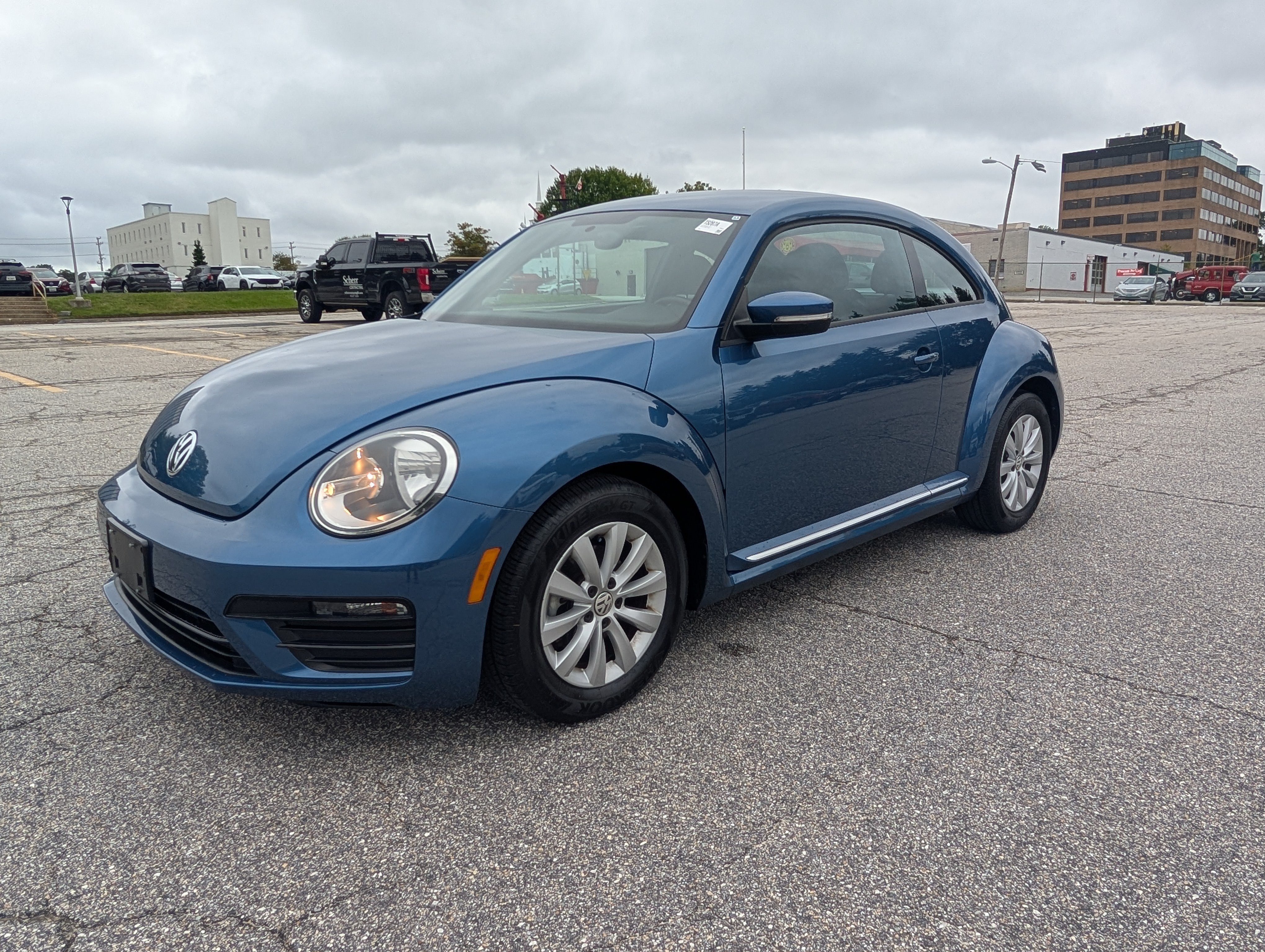 Used 2019 Volkswagen Beetle 2.0T S FWD image 7